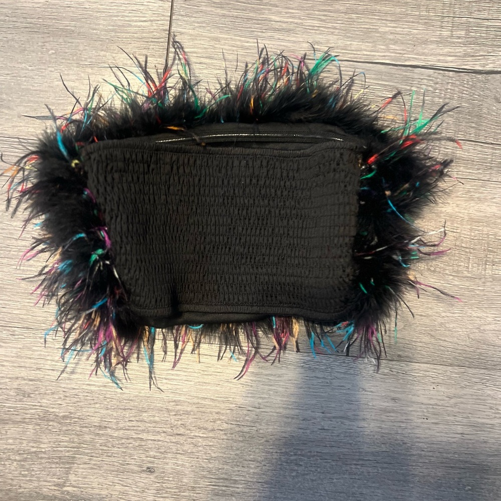 Chic Multicolor Feather Crop Top - image 8